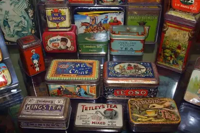 Scatole di latta, che passione: a Gerano un museo dedicato alle tin boxes