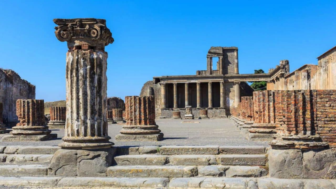 Torna a pompei in una busta delle lettere, un reperto trafugato cinquant’anni fa