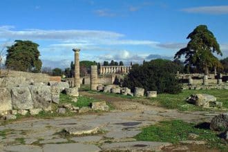 Paestum, area archeologica e templi