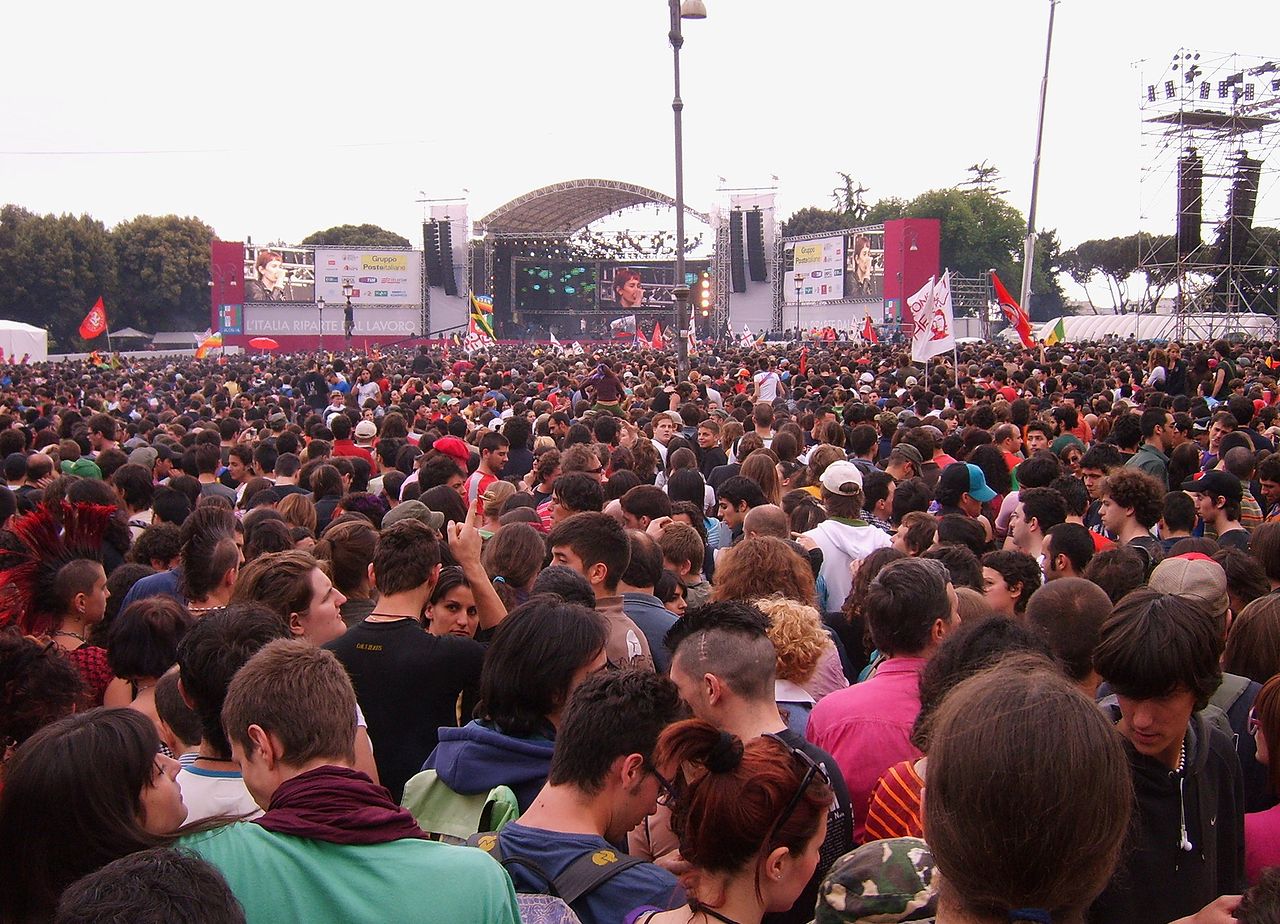 Gli spettacoli continuano a crescere - 1° maggio festa dei lavoratori