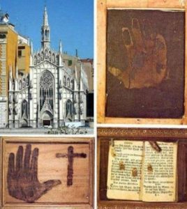 museo delle anime del purgatorio chiesa del sacro cuore del suffragio roma