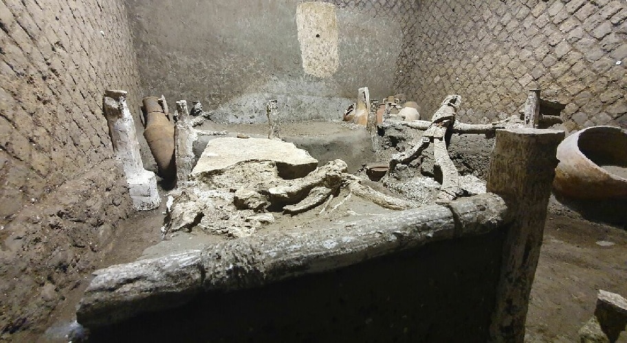 Pompei. Riemerge la stanza degli schiavi nella villa di civita giuliana