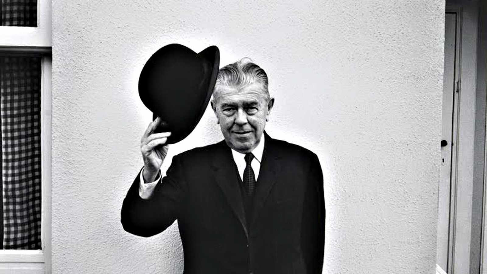 Renè Magritte: Biografia Di Un Pittore Surrealista