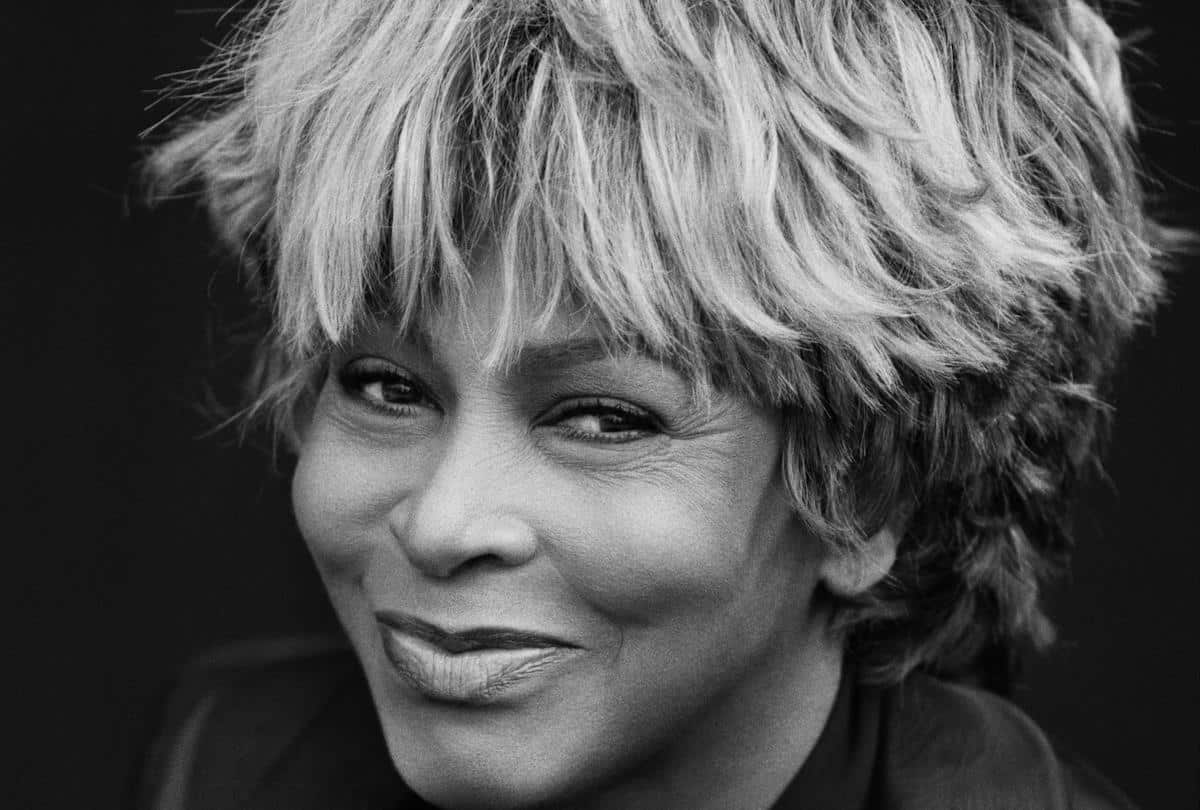 Tina turner. Simply the best