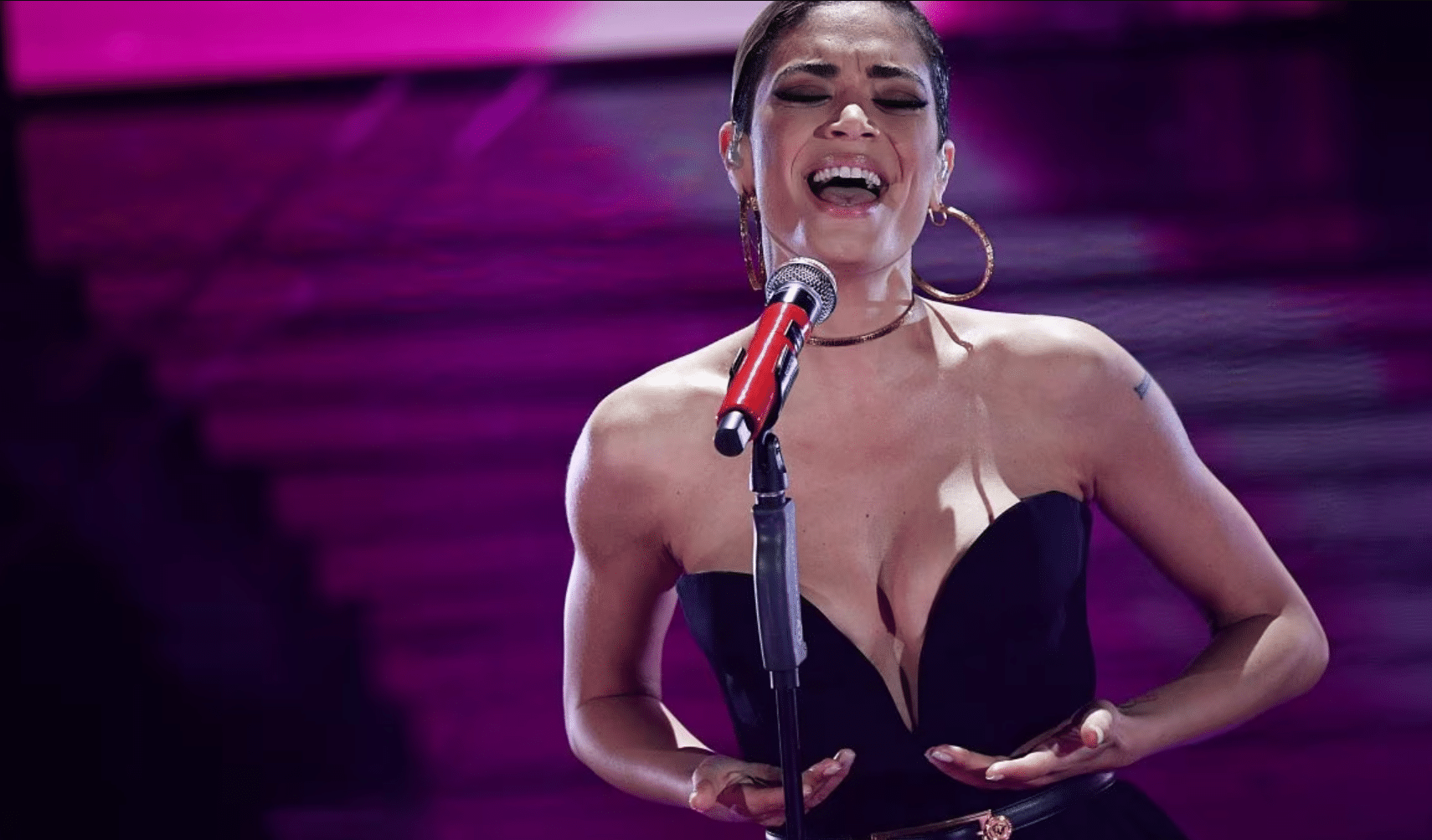 Sorpresa: elodie, max pezzali e i the kolors in concerto per una festa aziendale!
