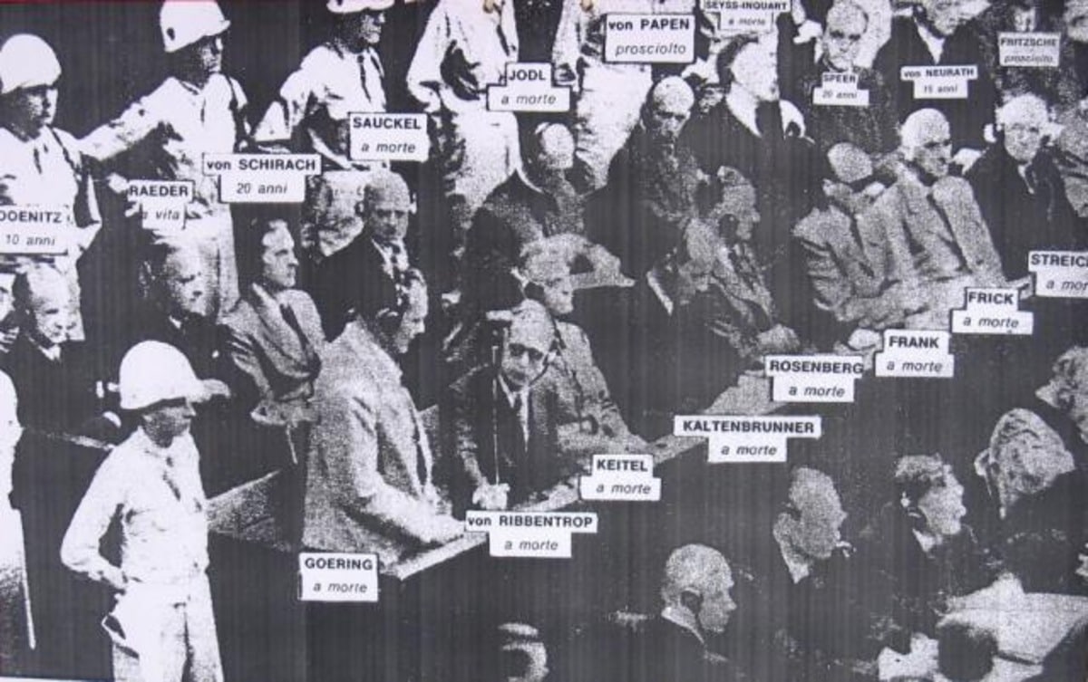 1946
