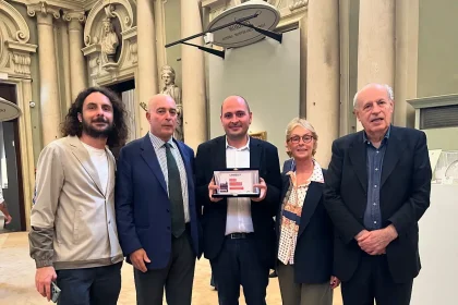 Jacopo suggi vince la prima edizione del premio margutta54 (la sorpresa del giovane talento dell’arte)