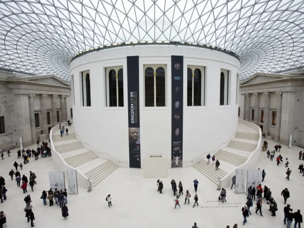 Il british museum si rilancia con una collezione di porcellane cinesi da record