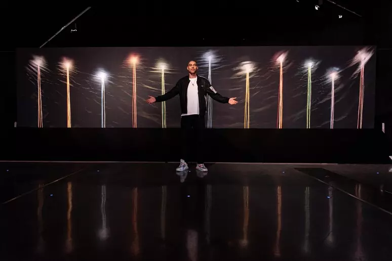 Exit lights: le luci di omar hassan illuminano malpensa