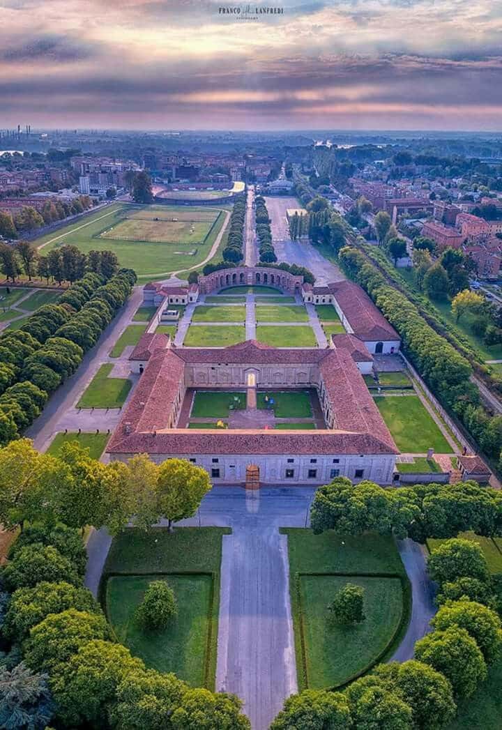 Palazzo te a mantova, sede della mostra inventare la natura
