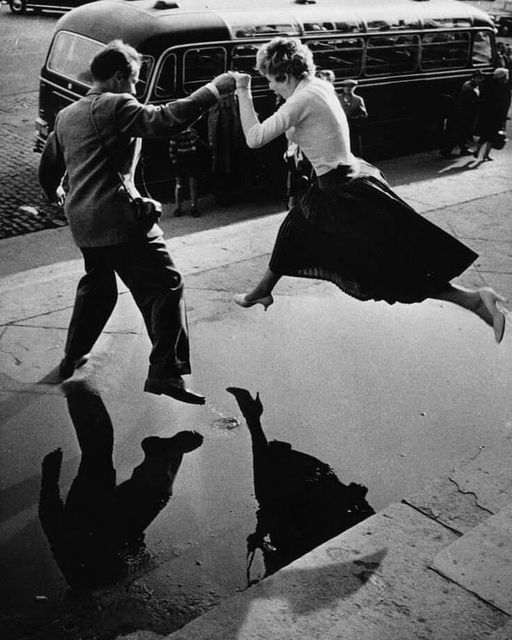 Henri cartier-bresson: torino celebra il suo genio fotografico (non puoi perdertelo)