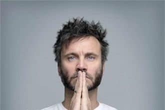 Laura non c’è: il significato nascosto della canzone di nek