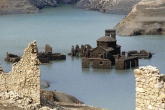 Fabbriche di careggine