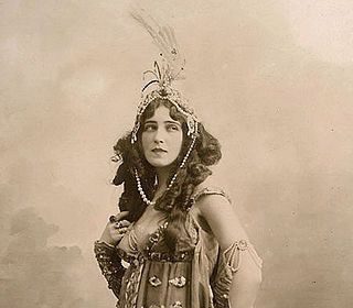 Attrice, danzatrice, mecenate. Ida rubinstein ha vissuto il novecento come un’opera totale, tra scandali, palcoscenici e rivolte silenziose. Ma oggi chi se la ricorda?