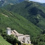 Destinazioni sconosciute #43 - il monastero invisibile: tra abbandono, silenzio e leggende umbre
