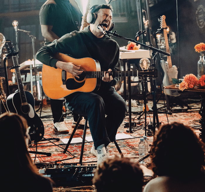 Syml pubblica paris unplugged e annuncia un’unica data italiana a milano