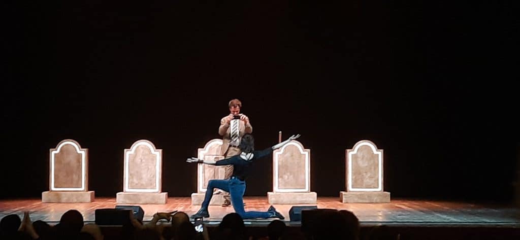 Beatrice arnera conclude il tour teatrale con successo