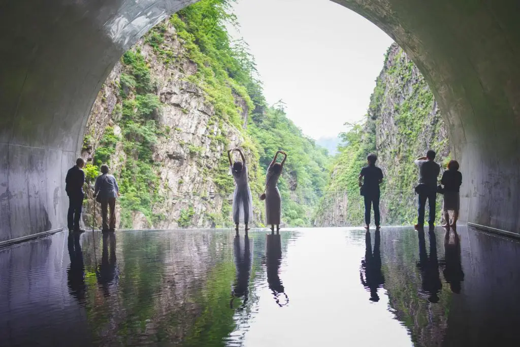 Destinazioni sconosciute #83: echigo-tsumari è la destinazione d’arte più radicale nascosta nel giappone rurale? Echigo-tsumari: arte contemporanea nel giappone rurale