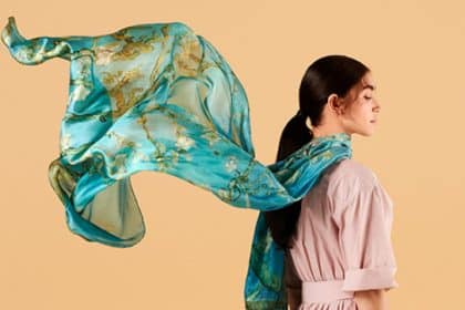 La stagione della fioritura con van gogh