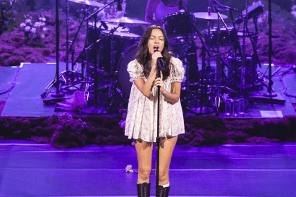 Olivia rodrigo risponde alle polemiche sugli abiti babydoll