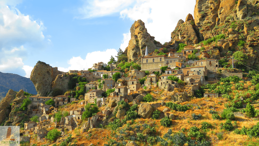 Destinazioni sconosciute #99: pentedattilo è il borgo fantasma più suggestivo d’italia?