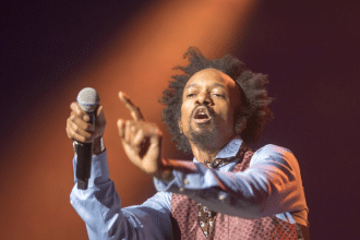 Fantastic negrito apre il tour italiano da cagliari