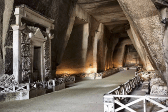 Il cimitero delle fontanelle riapre a napoli. Tutta la storia del monumento