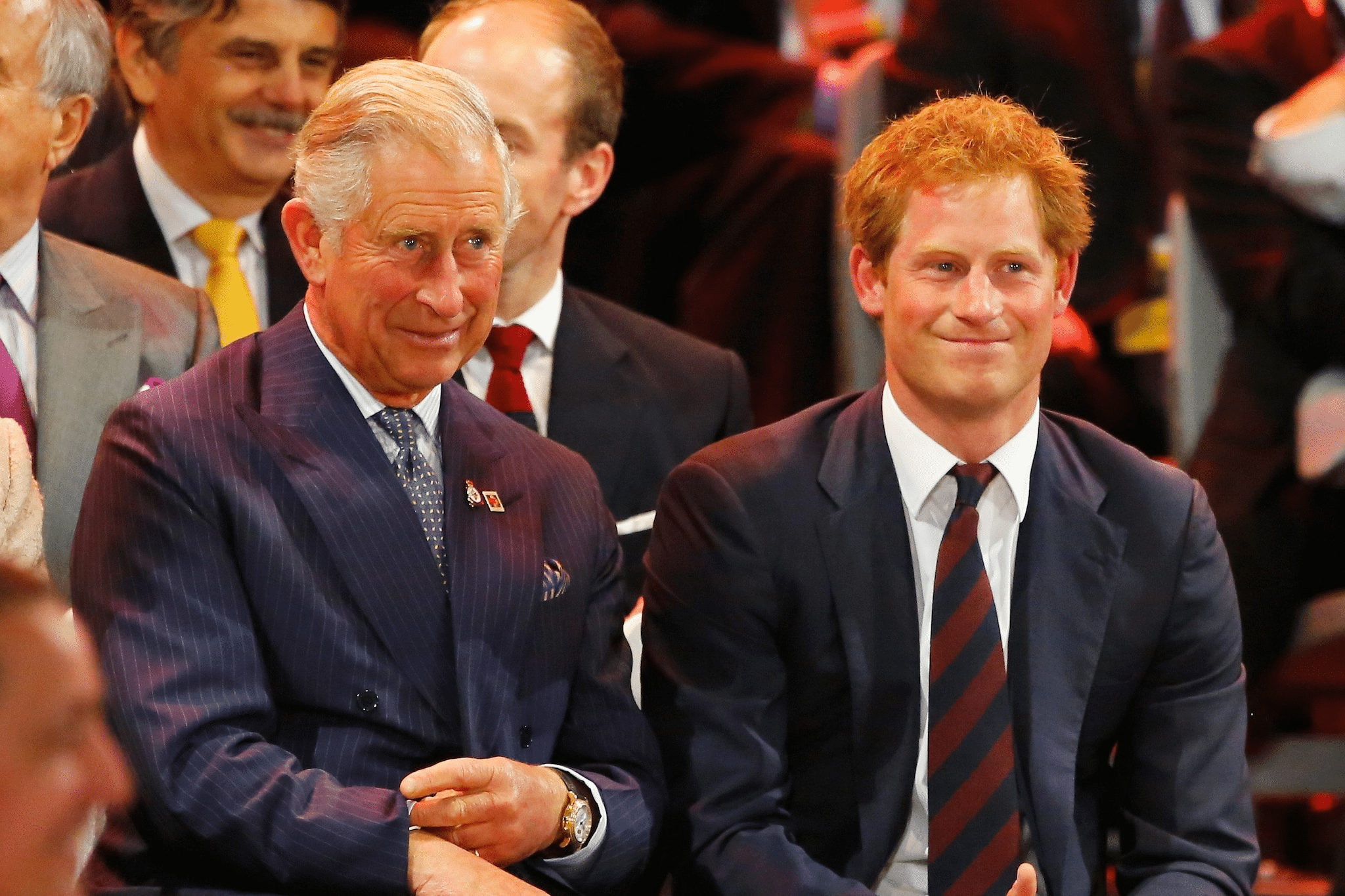 Re carlo e harry: residenza reale per il ritorno?
