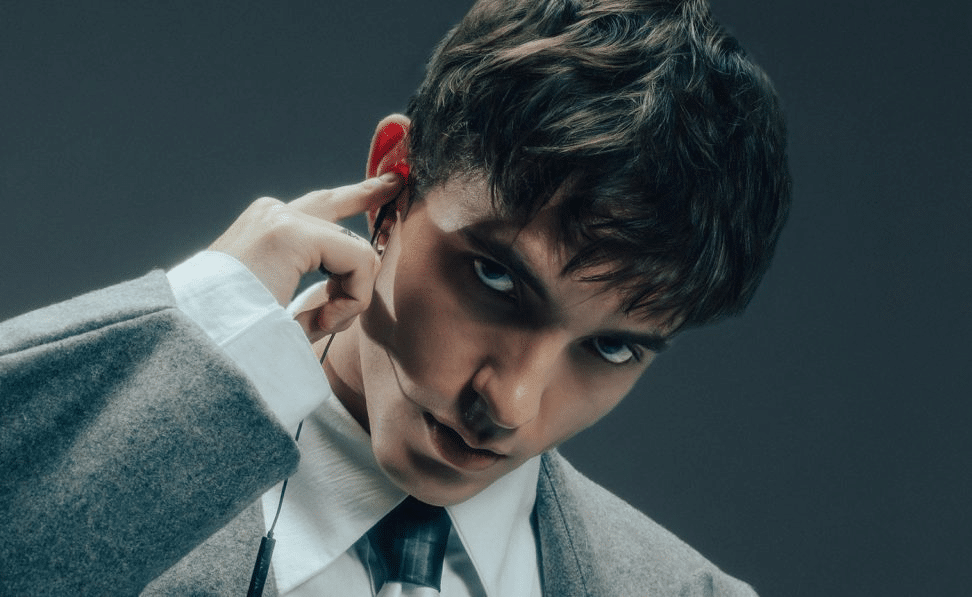 Cristobal pesce diventa virale al pride, ma la musica viene prima