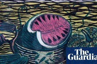 Tessuto geometrico di enid marx esposto nella mostra dedicata al design britannico a compton verney