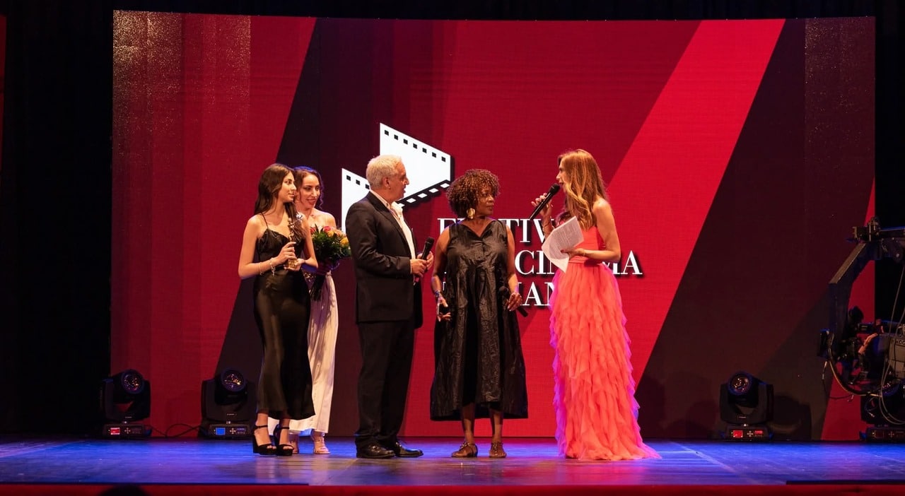 Festival del cinema italiano al trasimeno tra ospiti, proiezioni e incontri sul lago