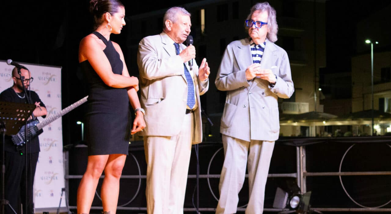Palco di un evento musicale del 2026 legato a riccardo cocciante