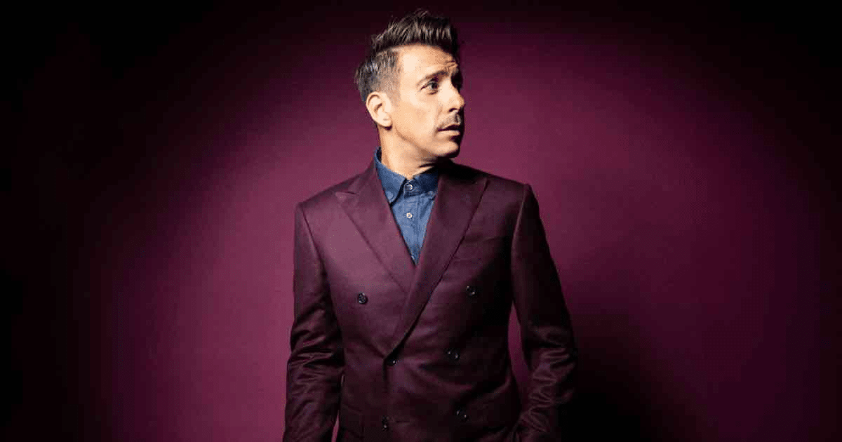 Gabbani ci fa ballare, ma summer funk nasconde un significato amaro