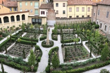 Copertina della guida romagna insolita e segreta di davide daghia