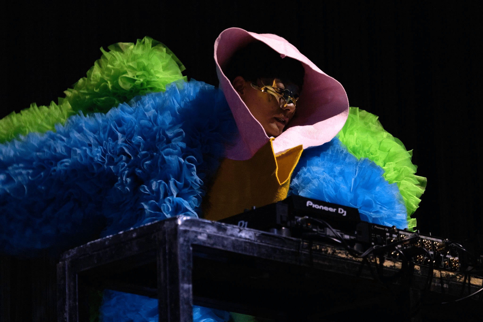 Dissonanze 2026 a roma: björk e peggy gou aprono due giorni di elettronica all'auditorium