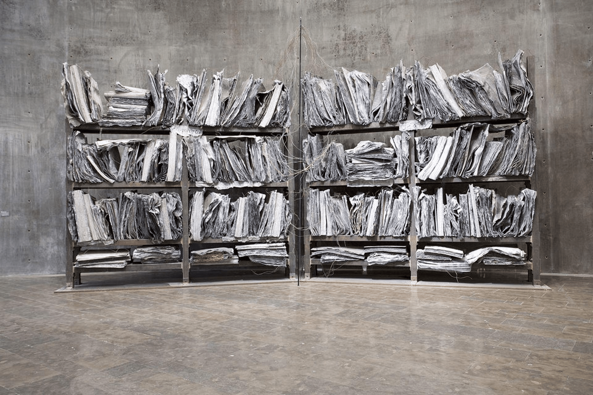 Perché anselm kiefer usa il piombo? Alchimia e significato del metallo