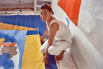 Perché helen frankenthaler dipingeva su tela non preparata? Come funziona la tecnica soak-stain