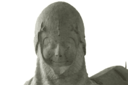 Perché la statua di cangrande sorride? Il significato del sorriso a castelvecchio