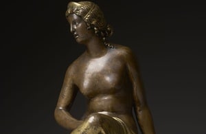 Seated nymph di antico, bronzetto rinascimentale