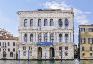 Ca' pesaro a venezia, sede del museo d'arte orientale