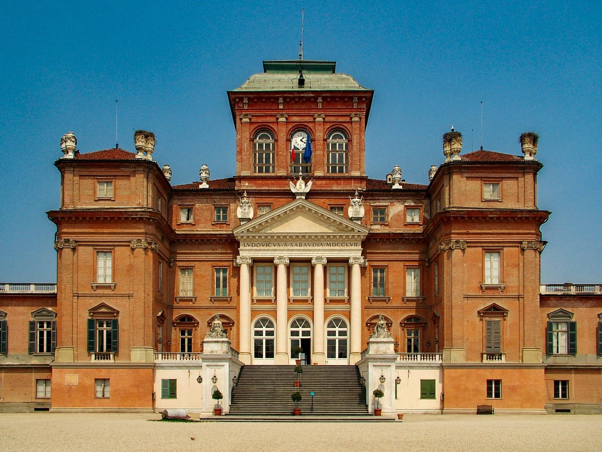 Specchi del giappone a racconigi 2026: orari e biglietti Castello reale di racconigi, sede della mostra specchi del giappone