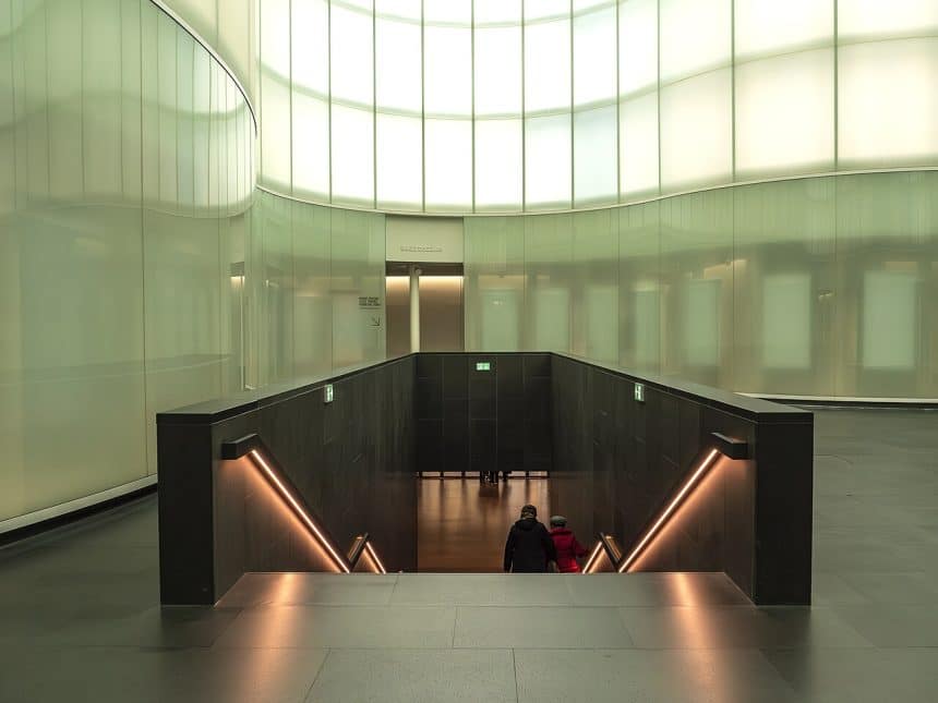 Agorà del mudec di milano, sede della mostra di charmaine poh nel 2026