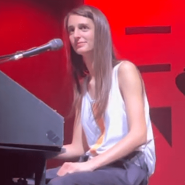 Emma nolde dal vivo nel 2022