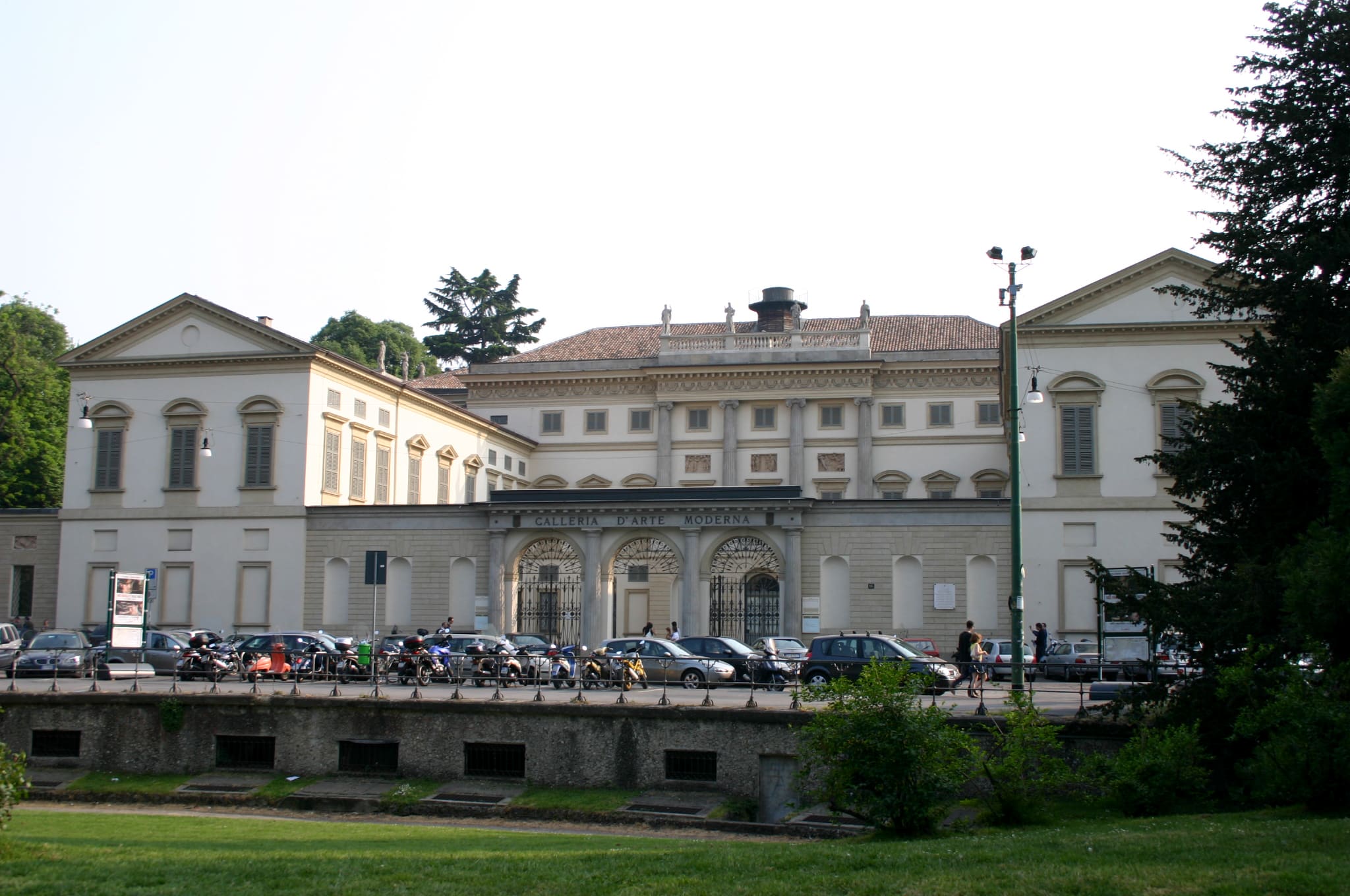 Gam galleria d'arte moderna di milano, sede della mostra shilpa gupta 2026