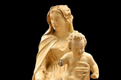 Madonna delle muneghette attribuita a jacopo sansovino dopo il restauro all'opificio delle pietre dure