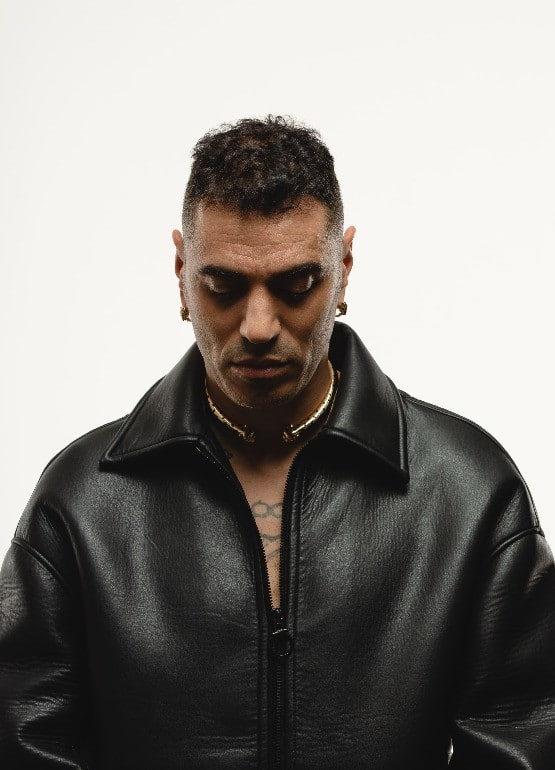 Marracash e guè a milano: orari, scaletta e come arrivare Marracash, protagonista di santeria 10th anniversary con guè