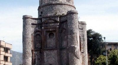 Mausoleo della conocchia a curti, monumento funerario romano