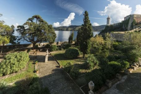 Giardino della palazzina dei mulini a portoferraio