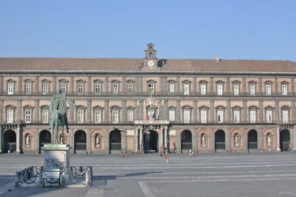 Palazzo reale di napoli, sede della biblioteca nazionale