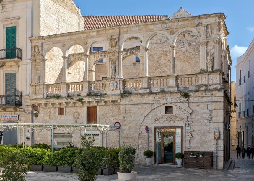 Palazzo sylos-calò a bitonto, sede della galleria nazionale della puglia